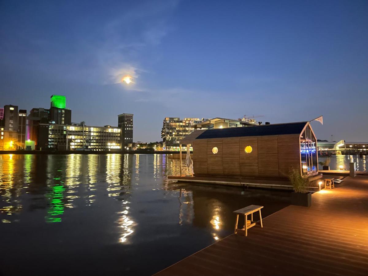Wikkelboat Nr1 At Floating Rotterdam Rijnhaven Villa Exterior foto
